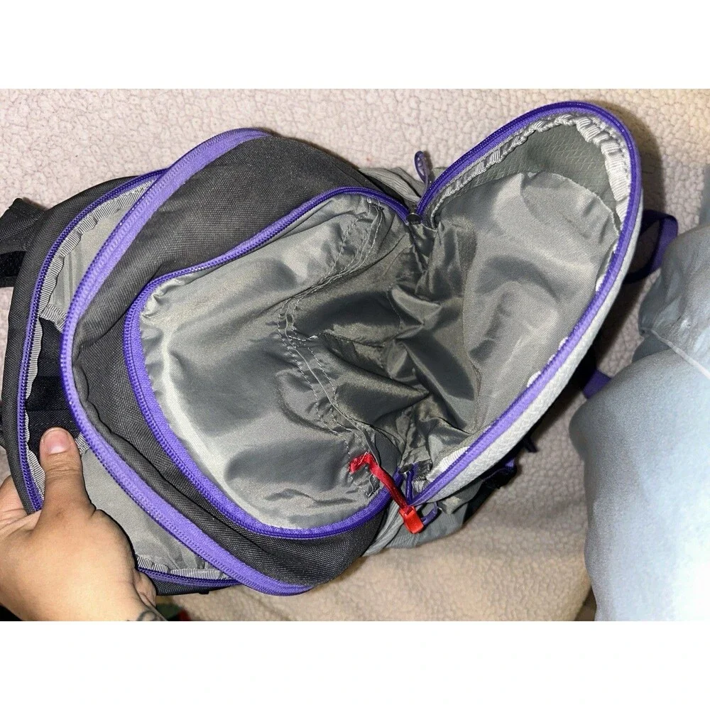 Osprey Daylite Lightweight Backpack H2O Hydration Ready Pack Hiking Camping